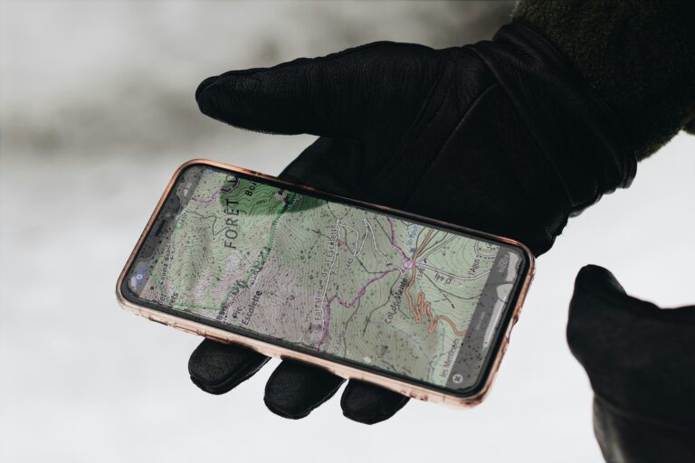 Lire la suite à propos de l’article Comment activer la localisation d’un téléphone à distance ?